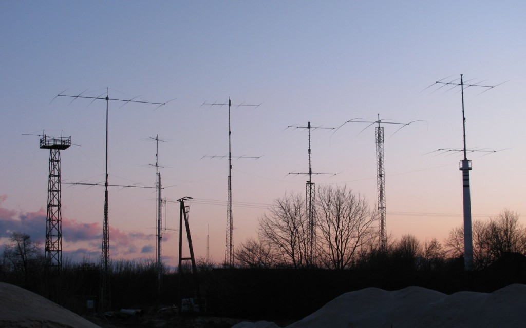 The DF0CG / DR1A Contest Station